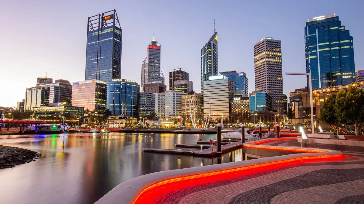 Things-to-Do-in-Elizabeth-Quay-Perth